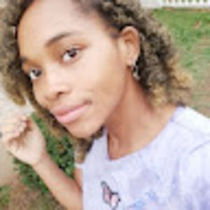 Meet your Posher, Avery